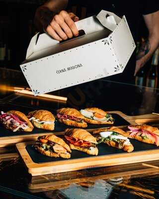 Černá Madona Archa