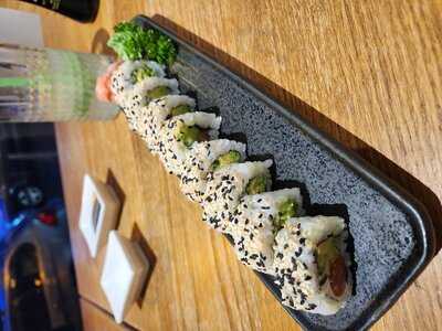 Fuku Wok & Sushi Perlova