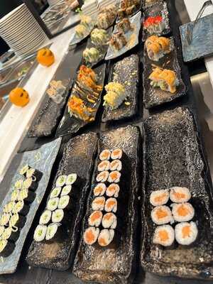 Fuku Wok & Sushi Vodickova