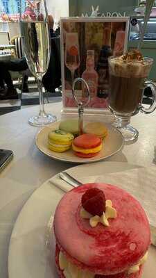 Mad Rabbit - Macarons Bar