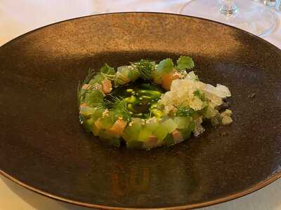 Vinobona Wine & Bistro