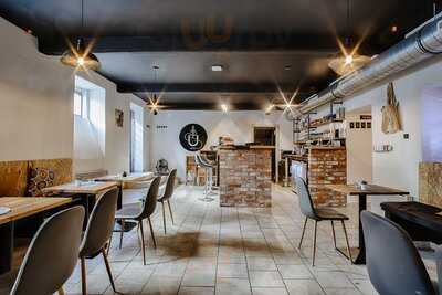 Uhelna Hookah Lounge