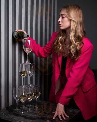 The Mist Muzeum - Cocktail Bar And Hookah Place