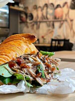 Rose Latte Flowers&bar