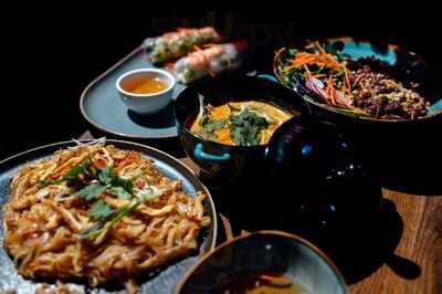 Food Lounge By Shishi