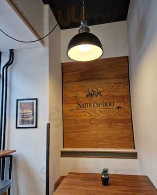 Samosebou Bistro A Restaurace