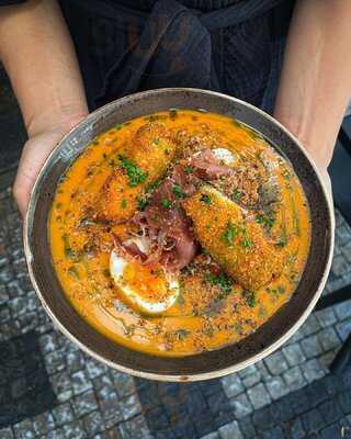 Kro Karlín Bistro & Cocktail Bar