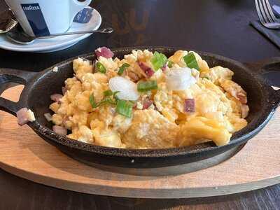 Olivia Breakfast - Resto - Bar