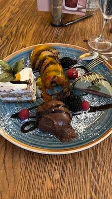 Trattoria Pizzeria Crudo