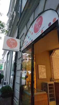 True & 12 Handmade Ice Cream