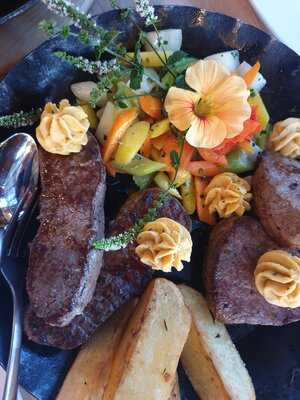 Bachtelweiher Garten