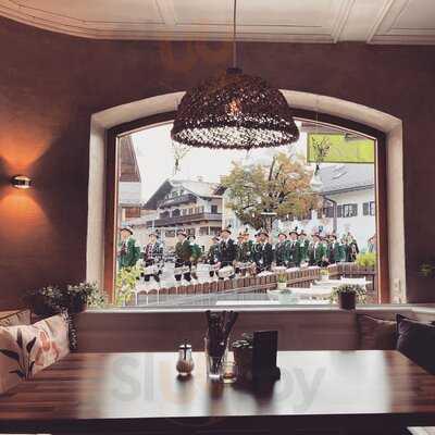 Cafe Bistro Max Kuchenmanufaktur