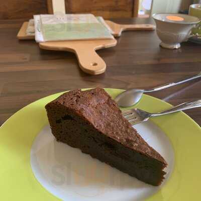 Cafe Bistro Max Kuchenmanufaktur