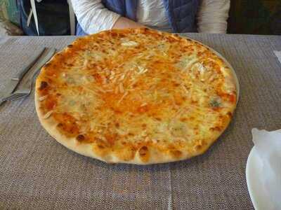 La Piazzetta Ristorante Pizzeria