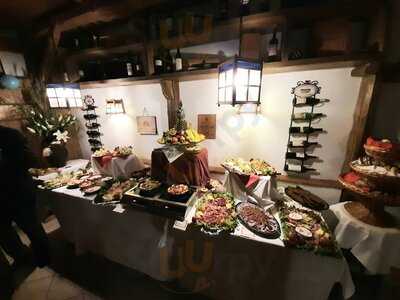 Rusticana Pequena - Geöffnet