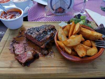 Rusticana Pequena - Geöffnet