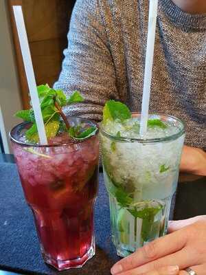 Hans Im GlÜck Burgergrill & Bar