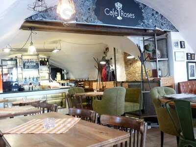 Cafe Roses