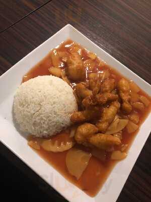 Pho Hanoi & Sushi Bar Ayhan