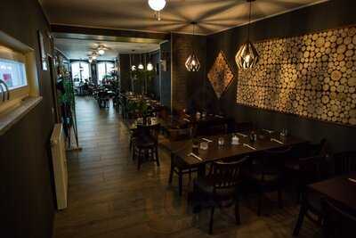 Nam King Sushi Haus 141