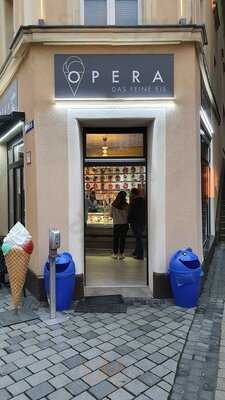 Eis Opera
