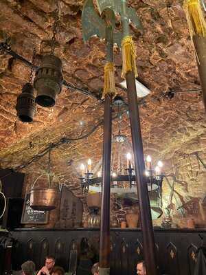 Alte Küch'n / Im Keller