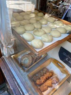 Schmalznudel - Cafe Frischhut