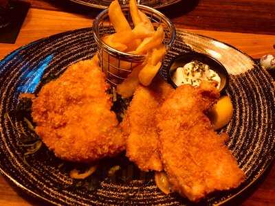 Loft's Bar Bistro Steakhaus