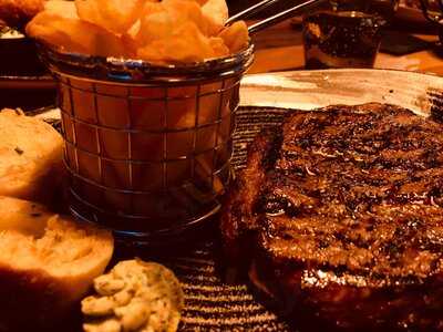 Loft's Bar Bistro Steakhaus