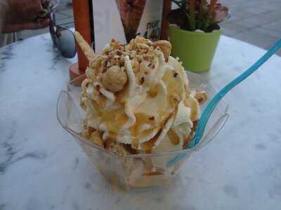 Stella Eis Café Crêpes