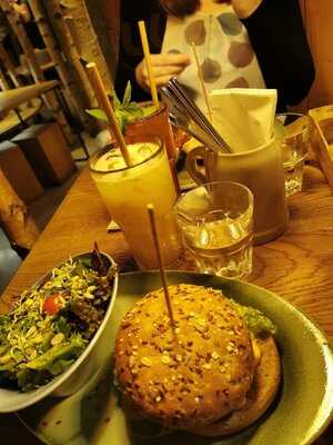 Hans Im GlÜck - Burgergrill And Bar