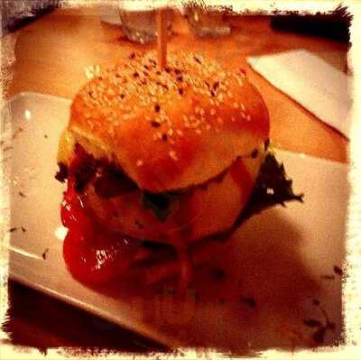 Schwarze Kiste Haunstetter Straße