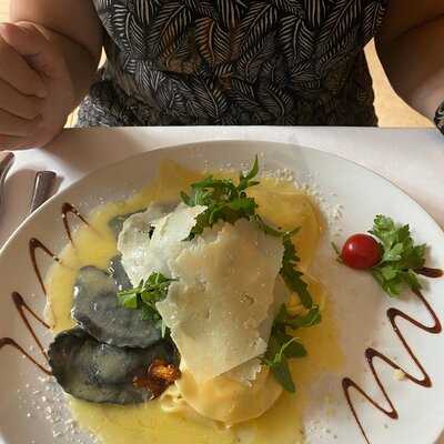 Ristorante Pizzeria  La Piazza - Da Roberto