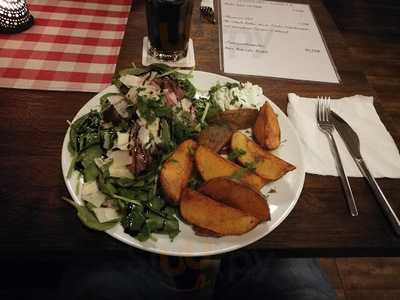 Chaplin Gasthaus & Pilsbar