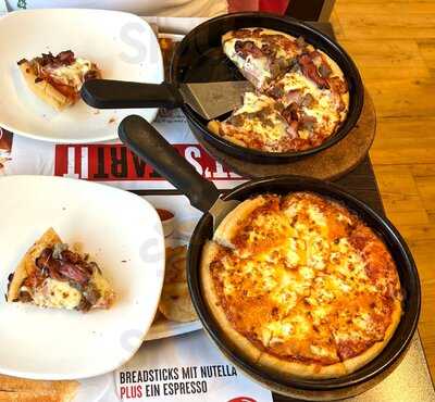 Pizza Hut Restaurant Garmisch
