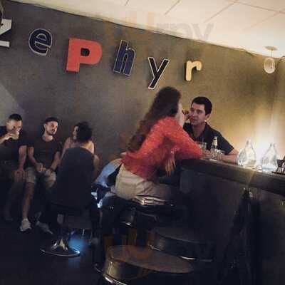 Bar Zephyr