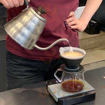 Man Versus Machine Coffee Roasters