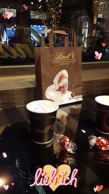 Lindt Café
