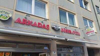 Arkadas Döner-pizza