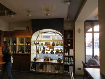 Bürgerspital Weinhaus - Weinverkauf & Vinothek