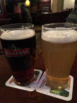 Finnegan's Irish Pub