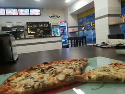 Mike's Pizza