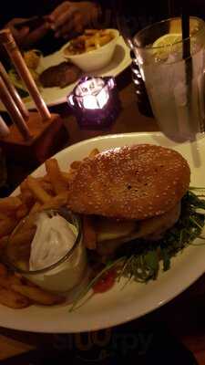 Chase - American Bar & Steakhouse