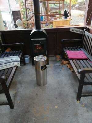 Traditionswirtshaus Und Denkmal Spitalkeller