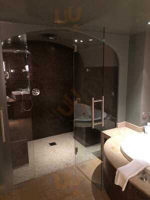 Isarbar Sofitel Munich Bayerpost