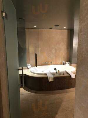 Isarbar Sofitel Munich Bayerpost