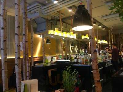 Hans Im GlÜck Burgergrill & Bar