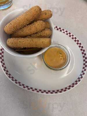 Kullman's Grill & Diner