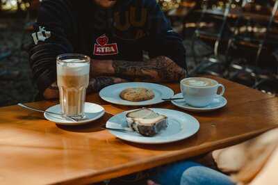 Schwarze Kiste Am Hochablass