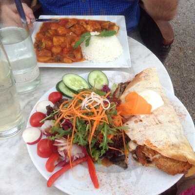 Frida Kahlo Cocktail & Kitchen